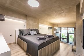 Ventiri Lofts - Cozy Penthouse With Balcony