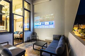 Ventiri Lofts - Cozy Penthouse With Balcony