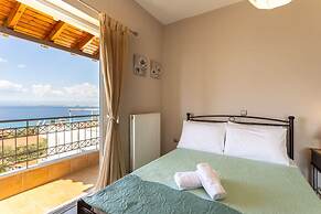 Verga Beachside Getaway With Panoramic Seaviews