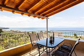 Verga Beachside Getaway With Panoramic Seaviews