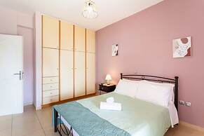 Verga Beachside Getaway With Panoramic Seaviews