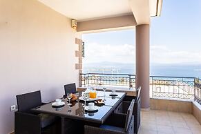 Verga Beachside Getaway With Panoramic Seaviews