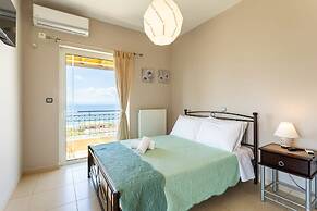 Verga Beachside Getaway With Panoramic Seaviews