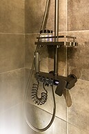 Ventiri Lofts - Luxury Duplex w Private Garden