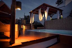 Santorini Luxury Suite w Rooftop Hottub Seaview