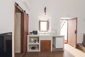 Santorini Luxury Suite w Rooftop Hottub Seaview