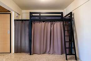 Acropolis Zen A Chic Home in the Center of It All