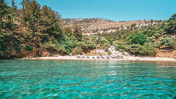 Votsalo Seaside Retreat-bespoke Luxury Home