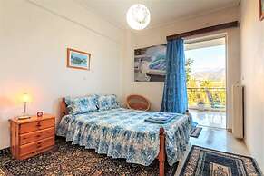 Bright Comfy Flat Near the Beach the City Center