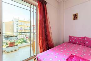 Bright Comfy Flat Near the Beach the City Center