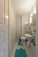 Bright Comfy Flat Near the Beach the City Center