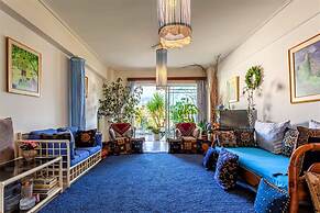 Bright Comfy Flat Near the Beach the City Center