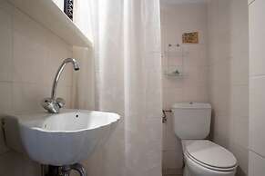 Vibrant Spetses - Mata Colorful Nest