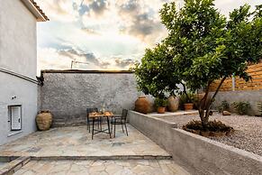 Valira Cozy Maisonette - Relaxing Vibes Getaway
