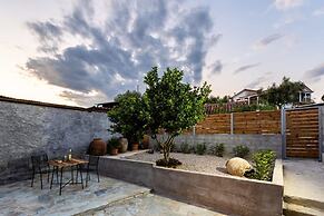 Valira Cozy Maisonette - Relaxing Vibes Getaway