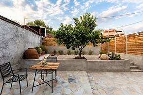 Valira Cozy Maisonette - Relaxing Vibes Getaway