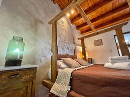 Sohora s Winter Sanctuary - Cozy Perfect Getaway