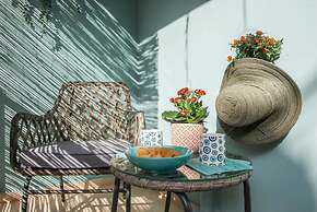 Mini Zen Nomad Maison - Calming and Charming