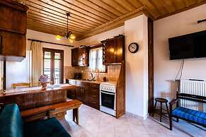 Stemnitsa Stone Residence - Comfy Mountain Getaway