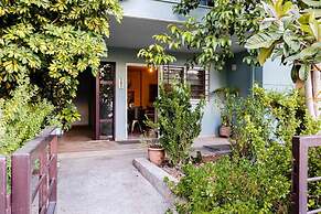 Urban Living Minicasa Nomad - Kalamata s Hideaway