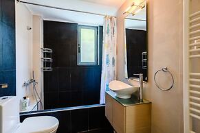 Kalamata s Spacious Getaway-taygetos Amazing View