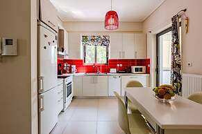 Kalamata s Spacious Getaway-taygetos Amazing View