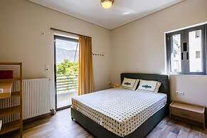Kalamata s Spacious Getaway-taygetos Amazing View