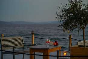 Seafront Karma Luxury - An Escape From Reality