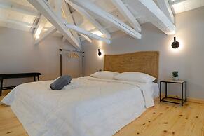 Seafront Karma Luxury - An Escape From Reality