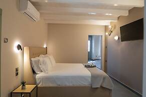 Seafront Karma Luxury - An Escape From Reality