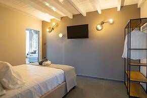 Seafront Karma Luxury - An Escape From Reality