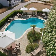 Skyros Luxury Poolside Getaway
