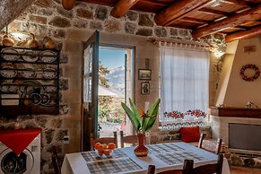 Maria s Serene Countryside Retreat by Chania