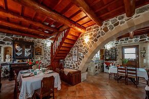 Maria s Serene Countryside Retreat by Chania