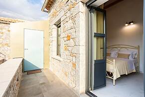 Stoupa Stone Built Home A Breath Away to the Sea
