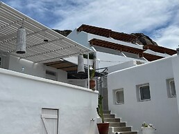 Mykonos Orange Nest - Sea View Escape