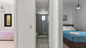Seaside Oasis Near Heraklion Villa Maro IV Suite