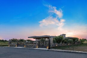Lithos Messolongi Paradise - A Luxurious Retreat
