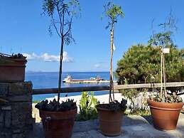 Mykonos Blue Nest - Sea View Escape