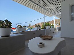 Mykonos Noir Nest - Sea View Escape