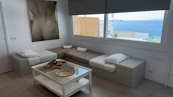 Mykonos Noir Nest - Sea View Escape
