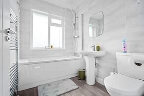 The Rock, Solihull Retreat Birmingham Airport