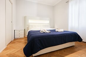 Dream Vatican Holidays - Marine Vintage Cars