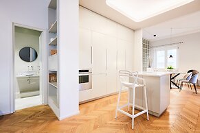 Dream Vatican Holidays - Marine Vintage Cars