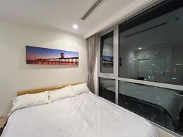 Enjoy Apartment in Vinhomes Central Park