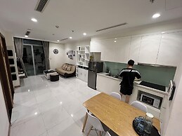 Enjoy Apartment in Vinhomes Central Park