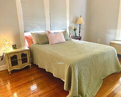Tampa Heights Bungalow - Bed & Breakfast