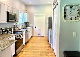 Tampa Heights Bungalow - Bed & Breakfast