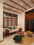 Galapagos Coliving Ecuador Casa Tuna