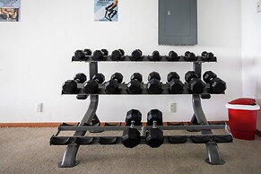 New Loft with Valet Parking & Amenities